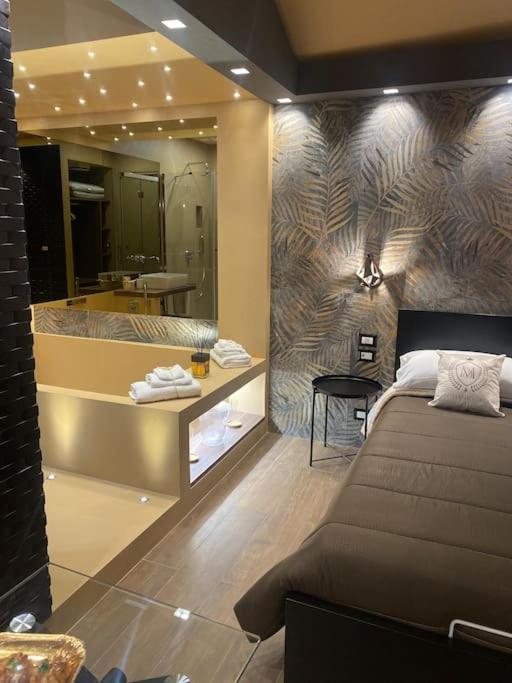 Montesantogroup Suite House Nel Centro Di Napoli Exterior foto