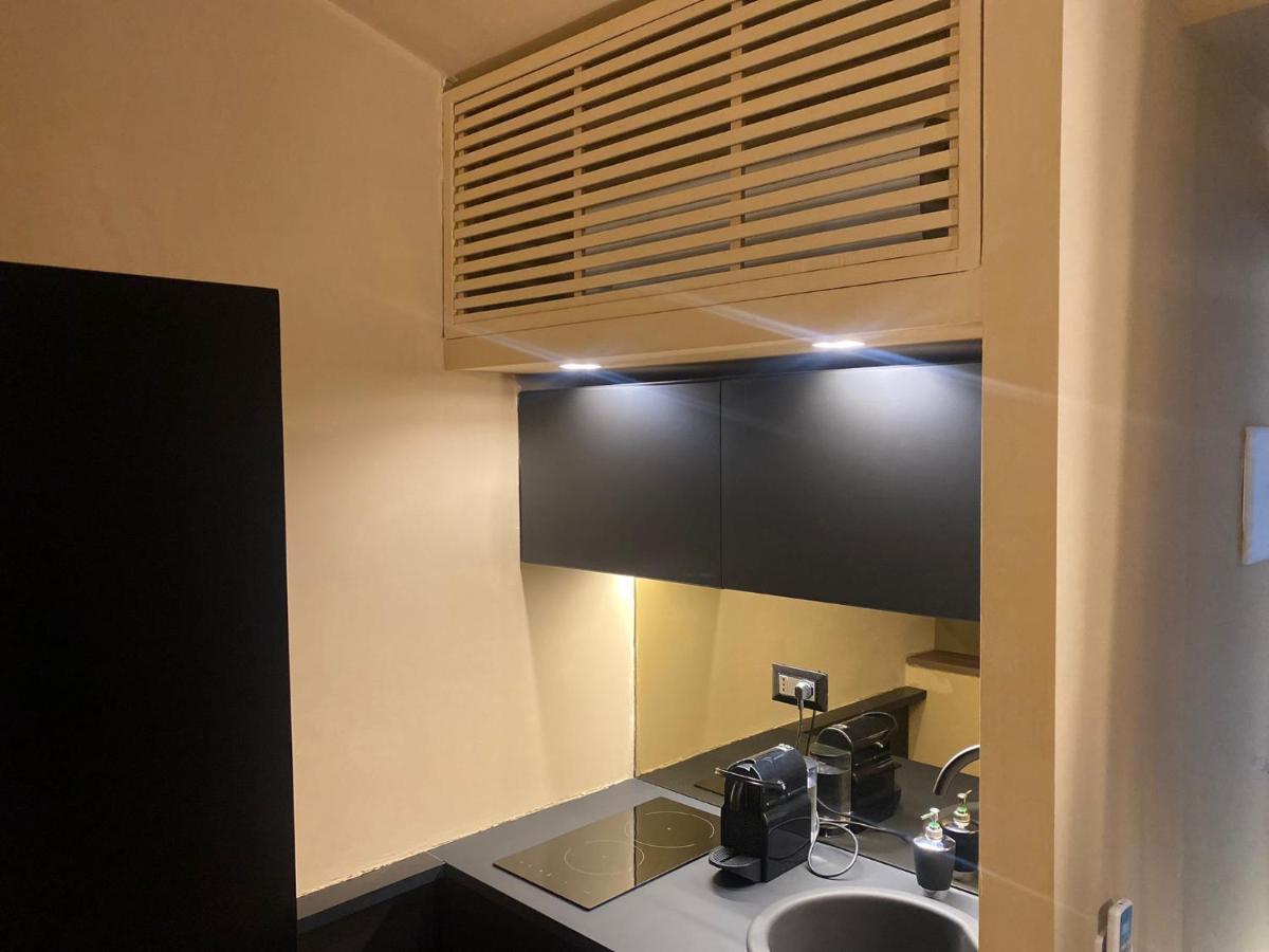 Montesantogroup Suite House Nel Centro Di Napoli Exterior foto